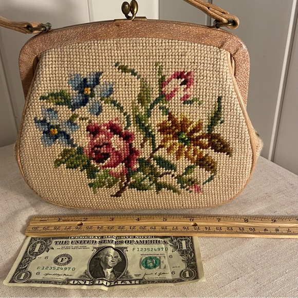 Vintage Needlepoint Handbag Purse
Handmade Floral pattern cross-stitch MCM bag - Picture 16 of 16